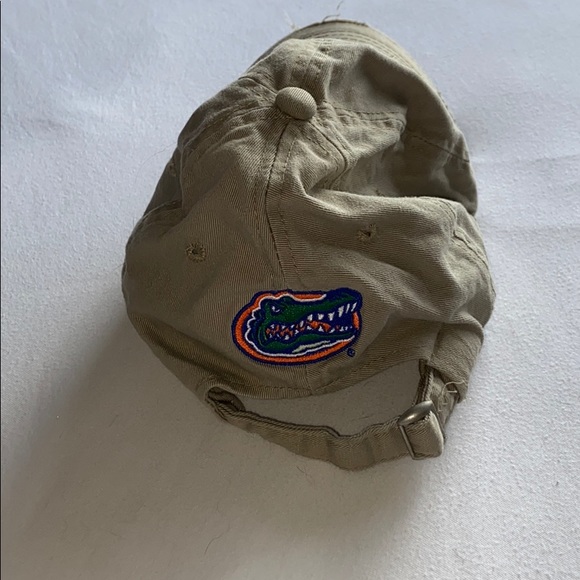 Gators hat - Picture 2 of 2